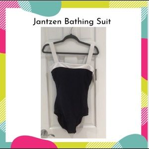 Jantzen Bathing Suit 👙